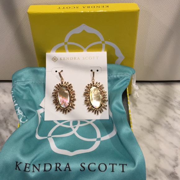 Kendra Scott Jewelry - Kendra Scott Mariah Gold Mother of Pearl Earrings